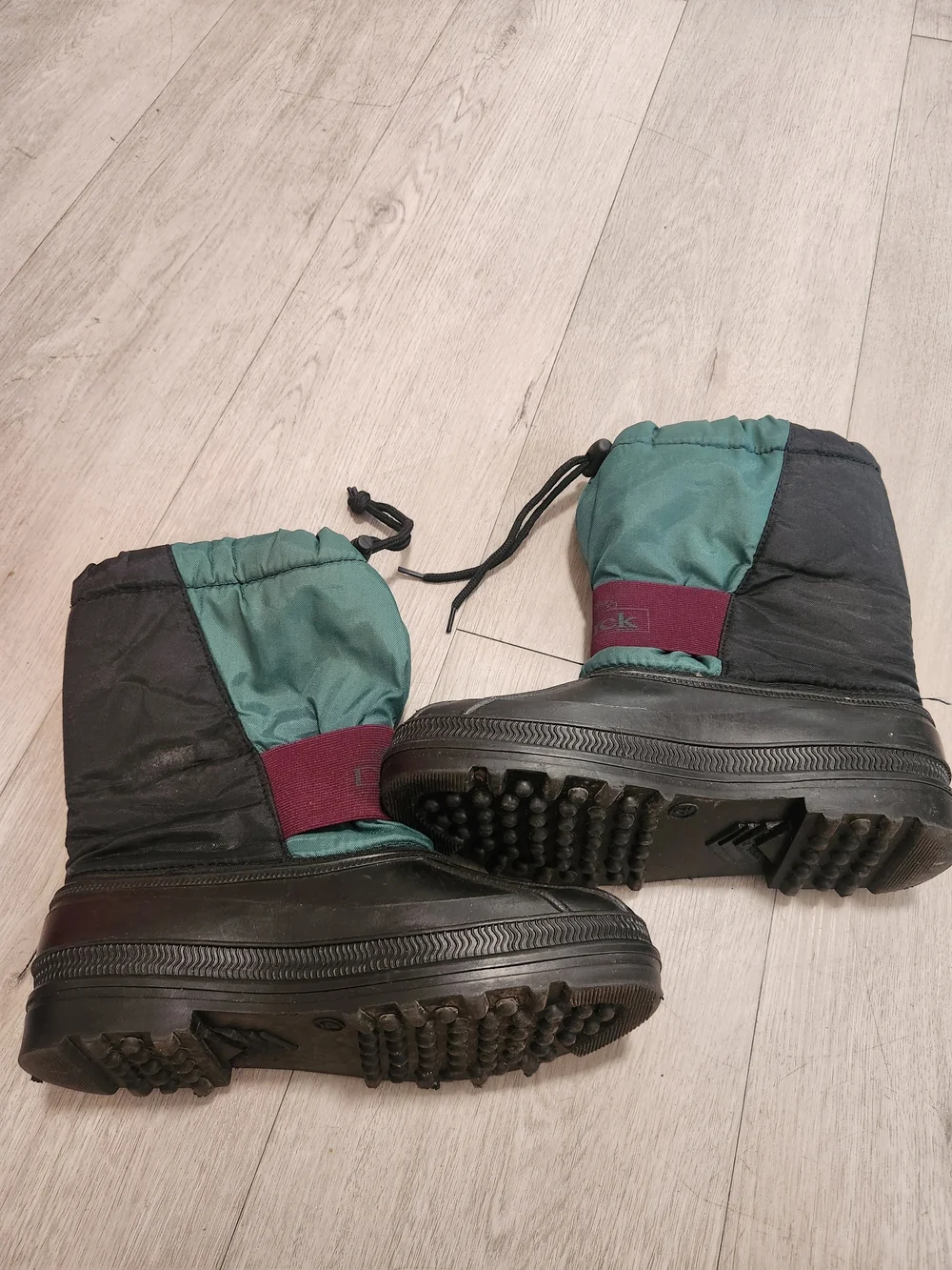 Vintage Duck Brand USA Colorblock Winter Snow Boots4